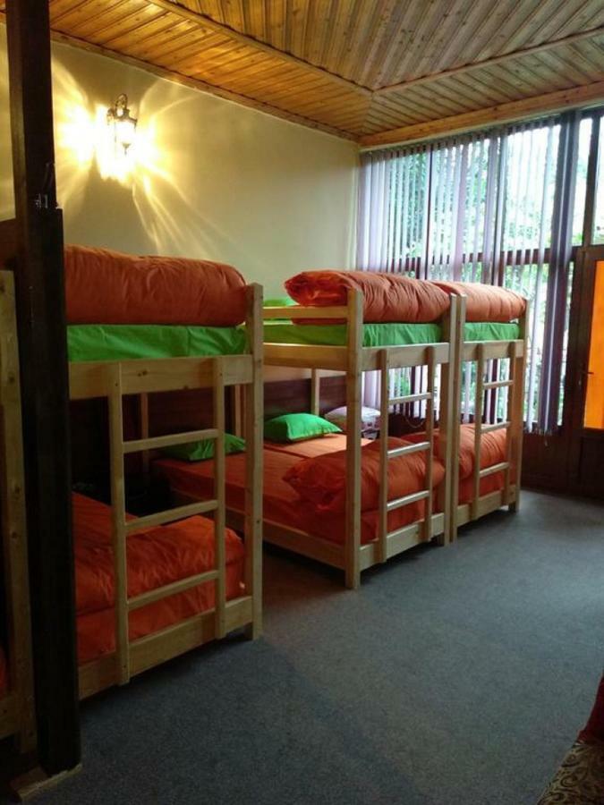 Sim Sim Hostel & Guest House Near The Church Samarkand Exterior photo